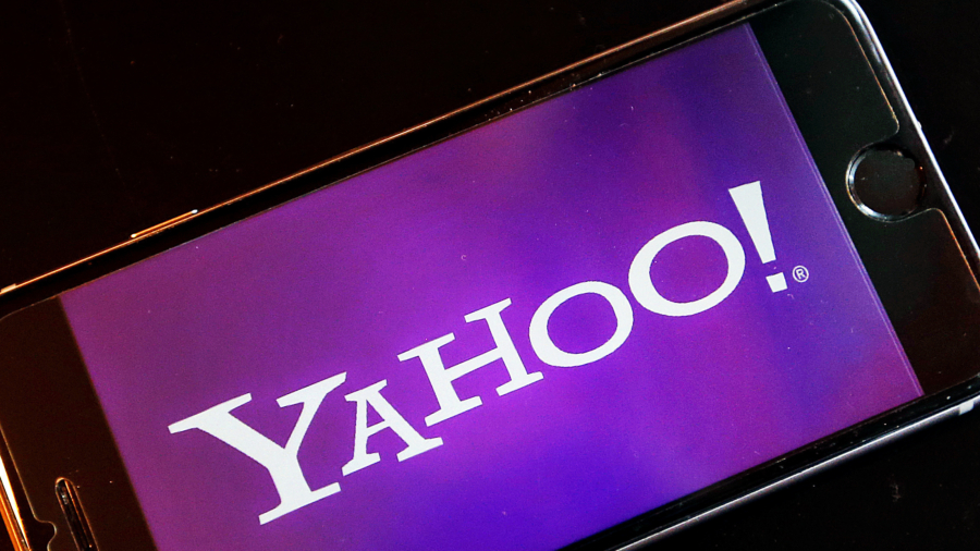 Verizon sought $925 million discount for Yahoo deal after data breaches