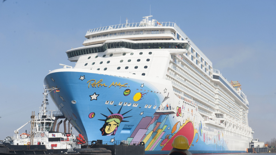 Suspected Omicron Case Aboard Norwegian Cruise Ship Is South African Crew Member