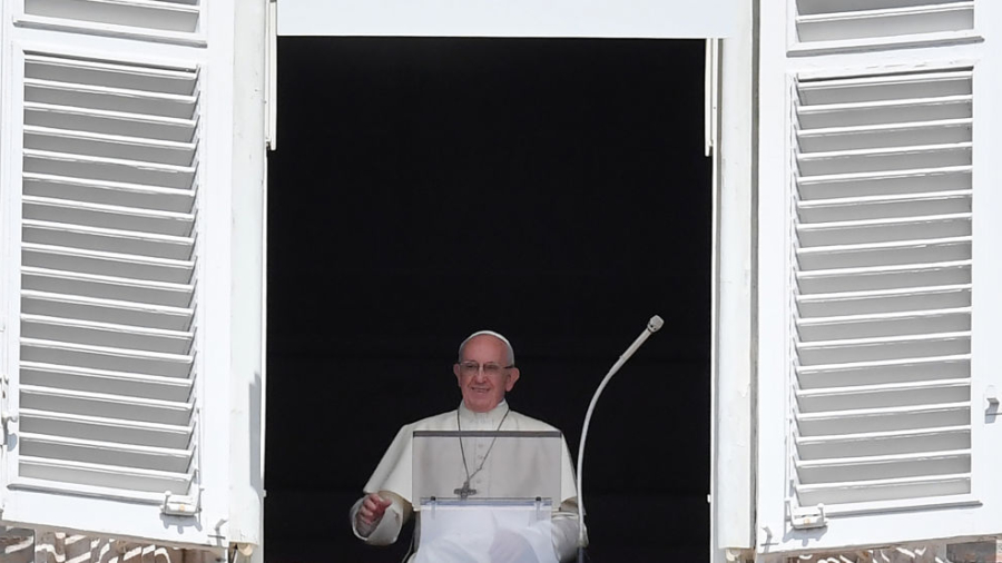 Pope Brushes Aside Allegations He Covered Up Sexual-Abuse Scandal