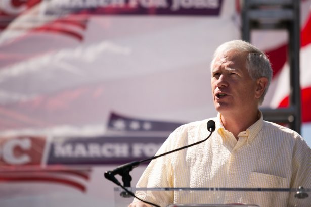 Rep mo brooks member of house armed services committee