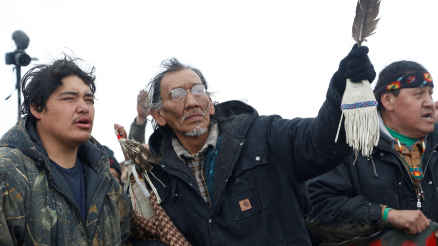 Native American Activist Nathan Phillips Lied About Being Vietnam Veteran