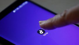 US Senators Label Chinese-Owned TikTok ‘National Security Risk,’ Call for Investigation