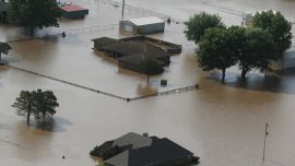 Mississippi River Flood Threatens Midwest as It Nears Historic Levels