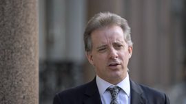 Steele’s Meeting With US Official Casts Doubts on FBI’s Official Story