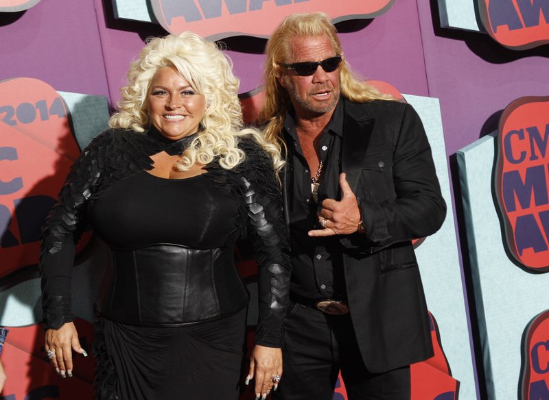 Dog the bounty hunter and wife Beth