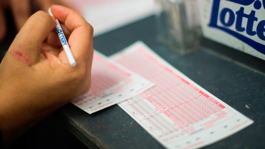 Do You Have a Winning Ticket for the $1.337 Billion Mega Millions? Here Are the Six Numbers