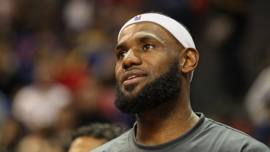 LeBron James Evacuates From His Home Because of the Los Angeles Wildfires