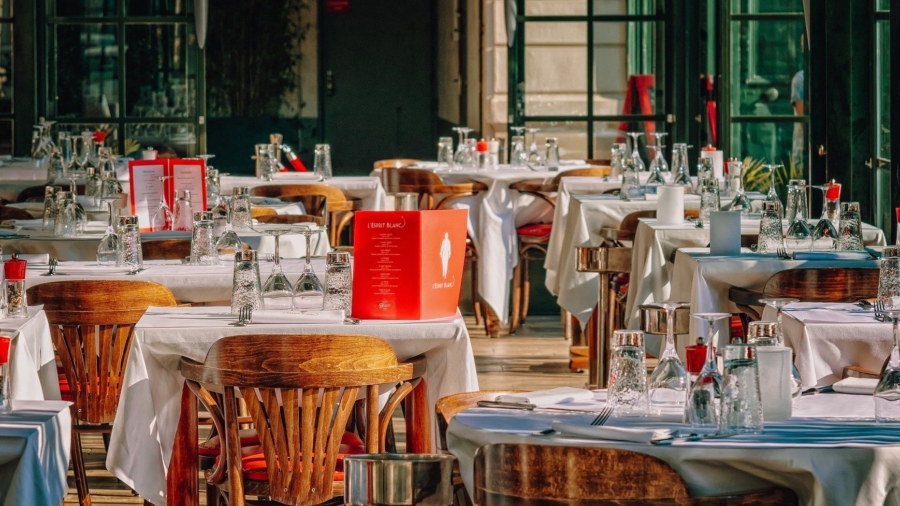 Restaurant Group Plans to Defy Restrictions Amid Coronavirus Pandemic