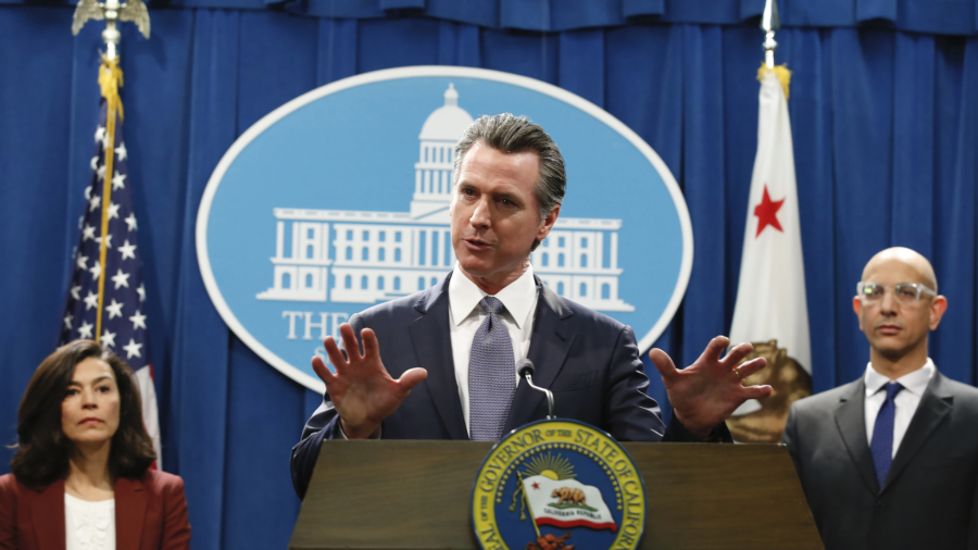 California Governor Says Most Schools Won’t Reopen This Spring