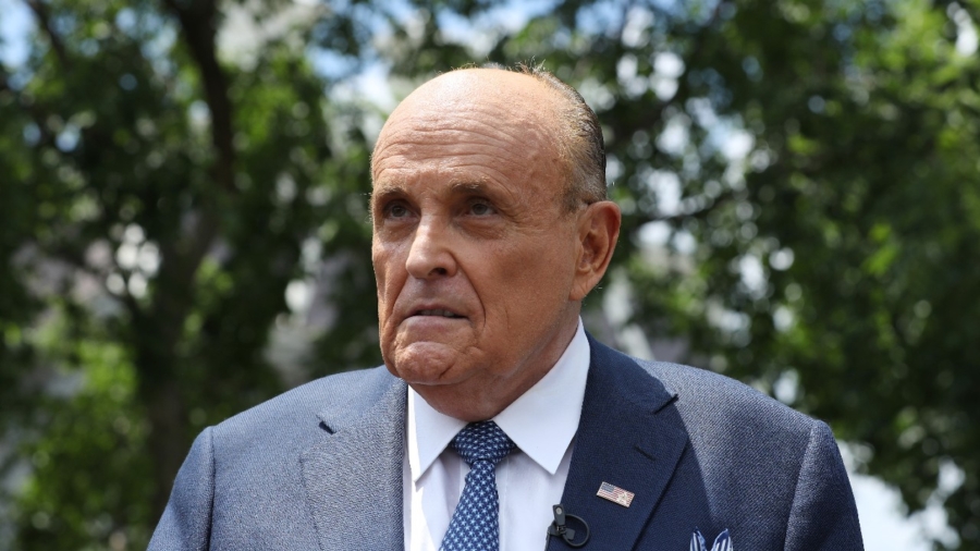 Rudy Giuliani: Let Team Examine Voting Machines to Prove Trump Won