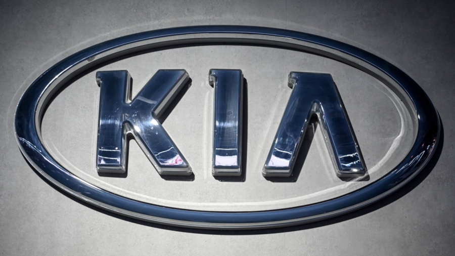 Hyundai, Kia Recall 600,000 Vehicles to Fix Trunk Latch Problem