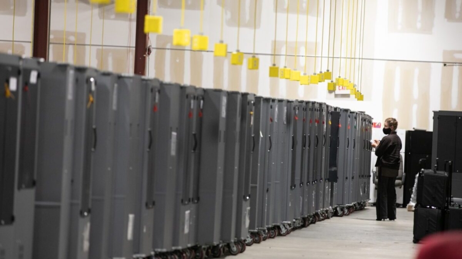 Powell: Dominion Server Removed From Fulton County While Lawyers Sought Restraining Order