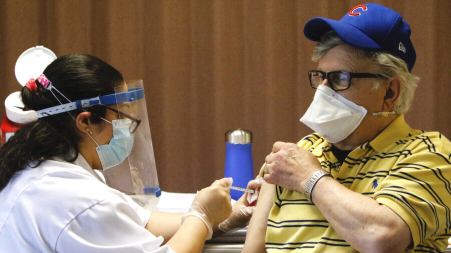 Trump Administration Directs States to Release All COVID-19 Vaccine Doses