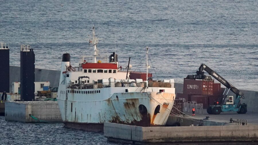 Spanish Report Calls for Killing of More Than 850 Cattle on Pariah Ship