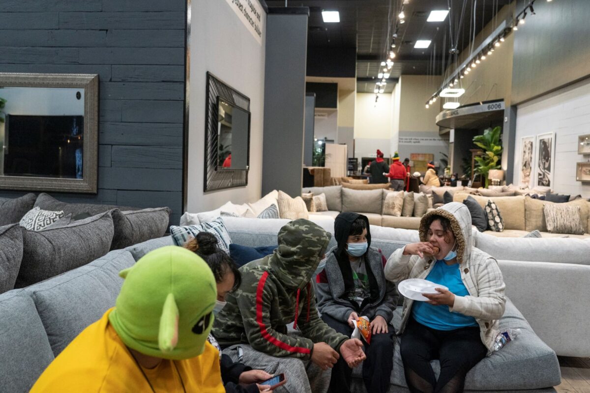 People take shelter