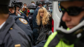 4 Arrested as Trump Supporters, Anti-Police Protesters Clash in New York City