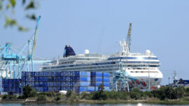 Norwegian Cruise to Mandate COVID-19 Vaccination for Guests and Crew