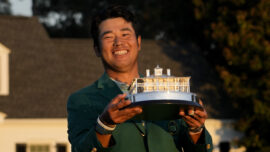 Matsuyama Becomes First Japanese in Masters Green Jacket