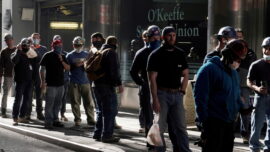 US Weekly Jobless Claims Drop to Fresh 13-month Low