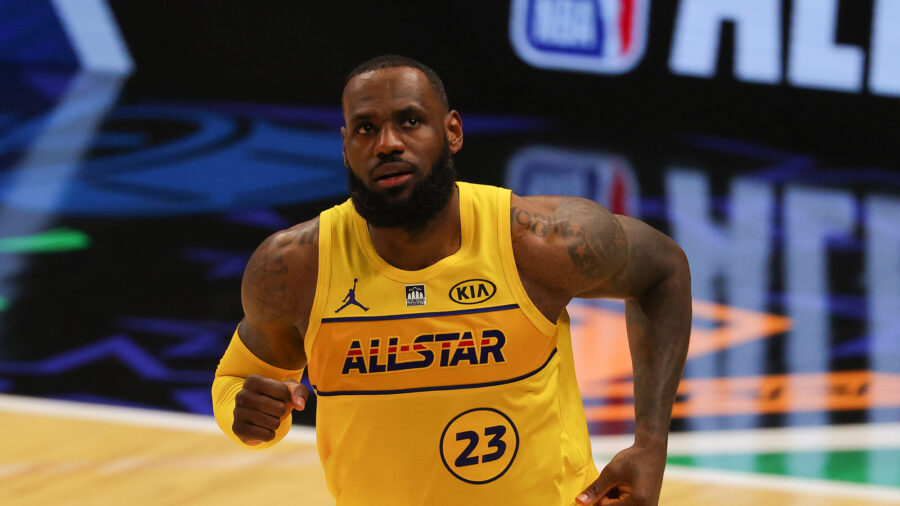 LeBron James Cleared to Return by NBA After Apparent False Positive COVID-19 Test