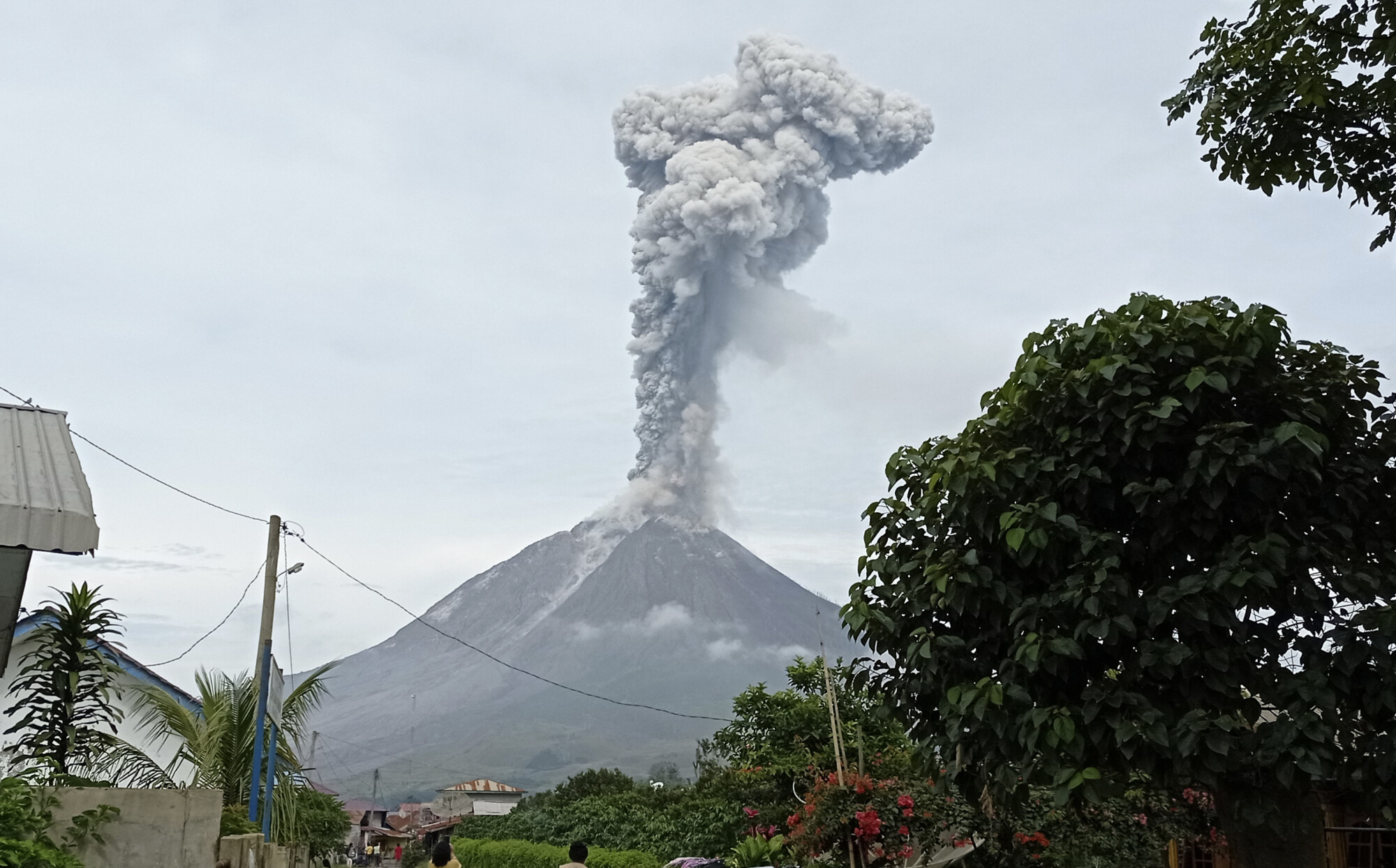 Indonesia s Sinabung  Spews Column of Volcanic Ash Into Sky