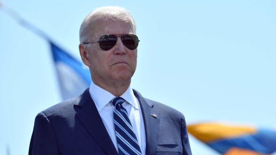 Biden Calls for ‘Significant De-escalation’ in Israel-Hamas Conflict in Call With Netanyahu