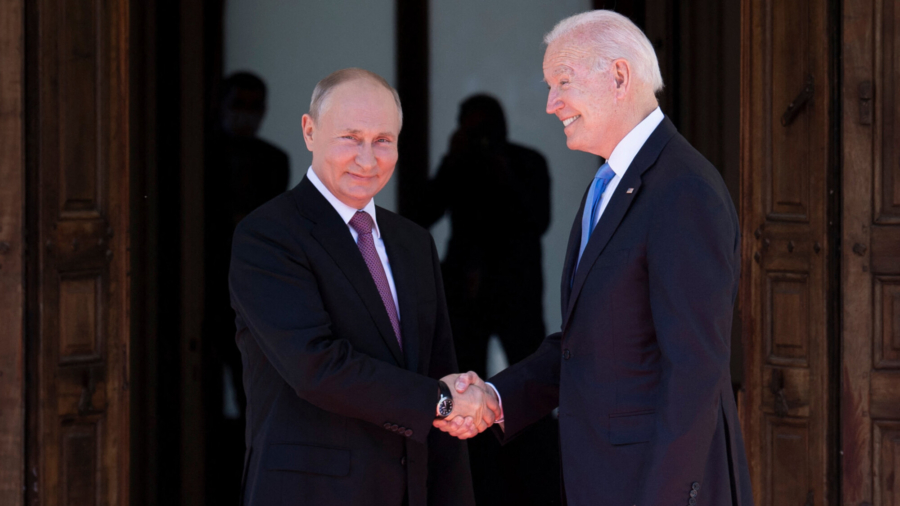 Biden, Putin Prepared to Talk Next Week Amid Ukraine Tensions: Russia