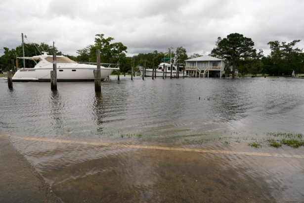 tropical-weather-flooding