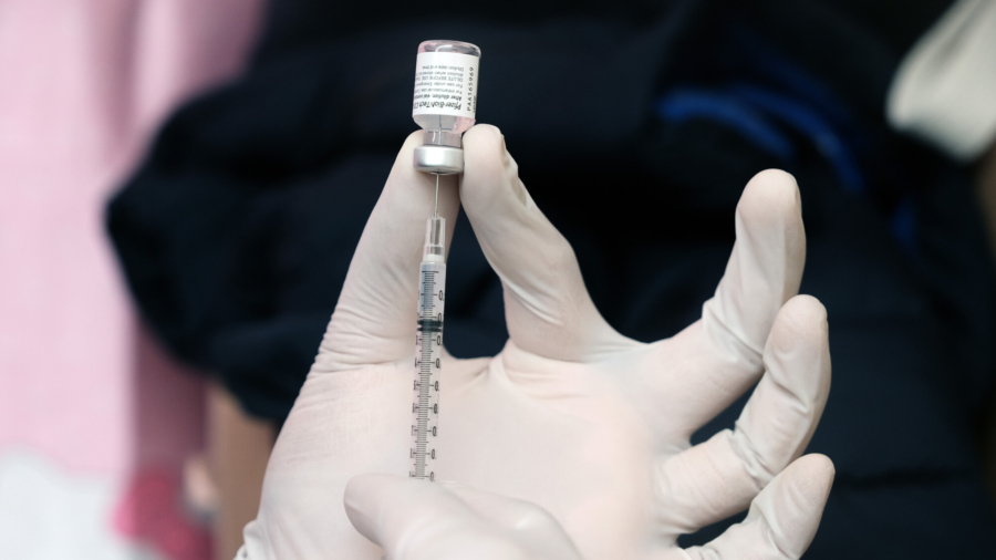 Major Medical Groups Call for Mandatory COVID-19 Vaccinations for All Health Workers