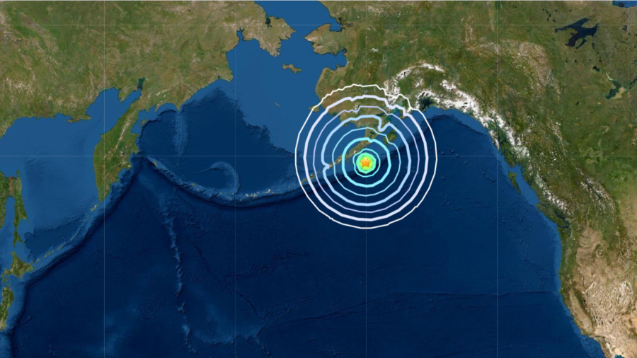 6.9 Earthquake Strikes Off Alaska, No Tsunami Warning Issued
