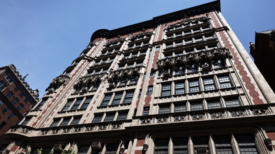 Manhattan Rent Hits Record High