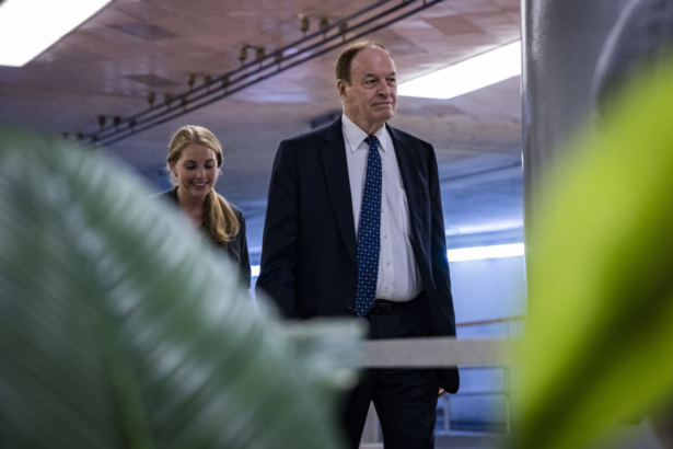 Sen. Richard Shelby (R-Ala.) walks