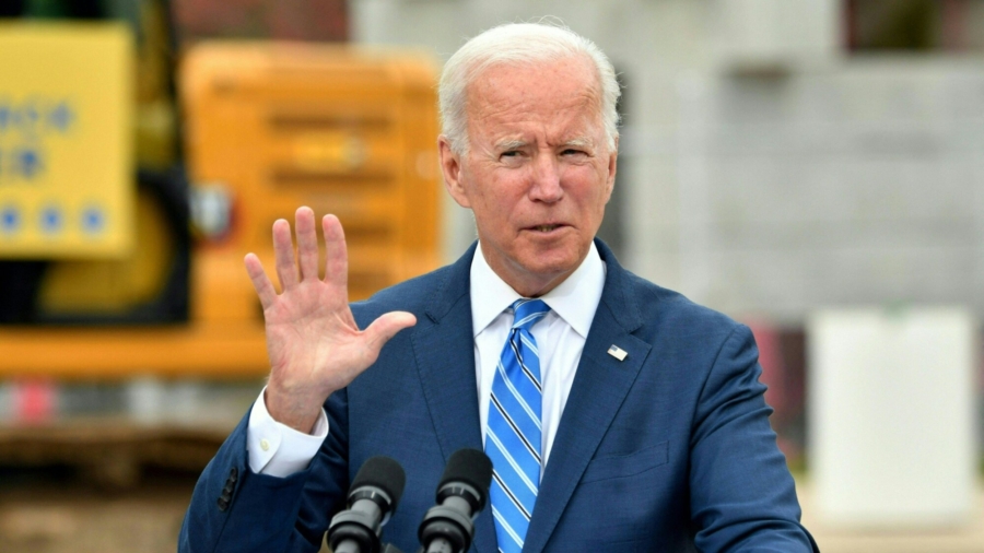 ‘Real Possibility’ Senate Democrats Nuke Filibuster Rules to Raise Debt Ceiling: Biden