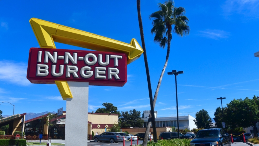 In-N-Out Fined For Refusing to Check Customers’ Vaccination Status