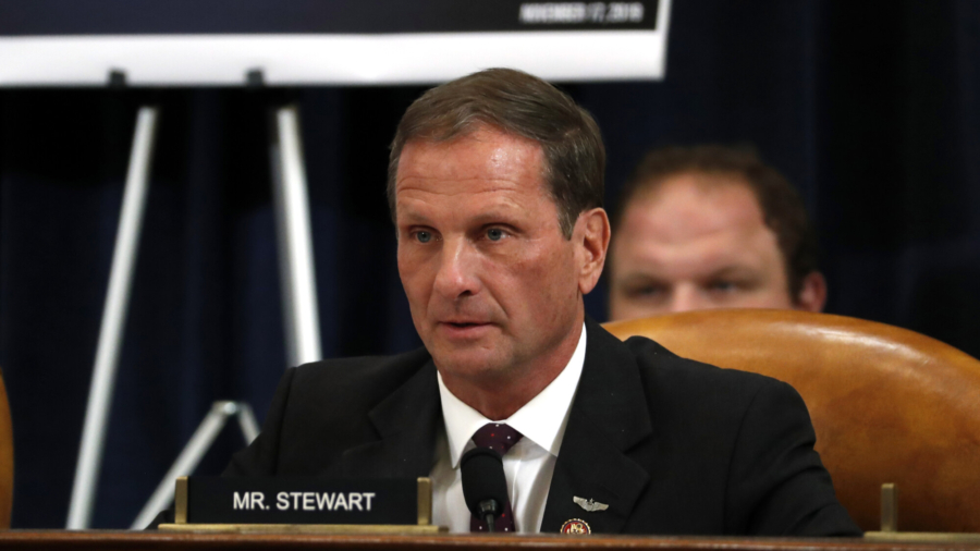 Thousands of Intelligence Personnel Refusing Vaccine Potentially Face Dismissal: GOP Lawmaker