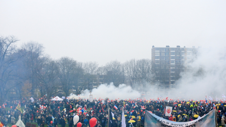 Thousands Protest Over Dutch Coronavirus Restrictions