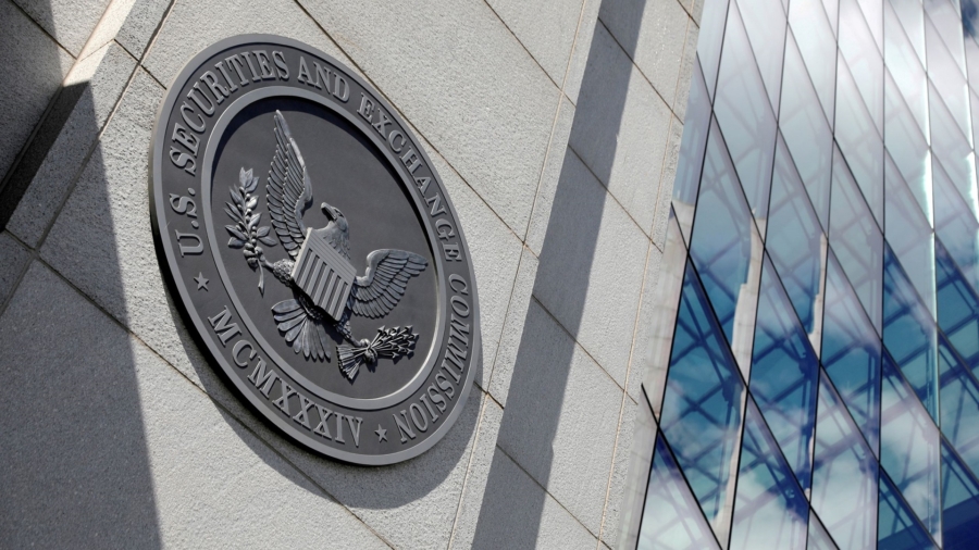US SEC to Tighten Insider Trading Rules, Boost Money Market Fund Resilience