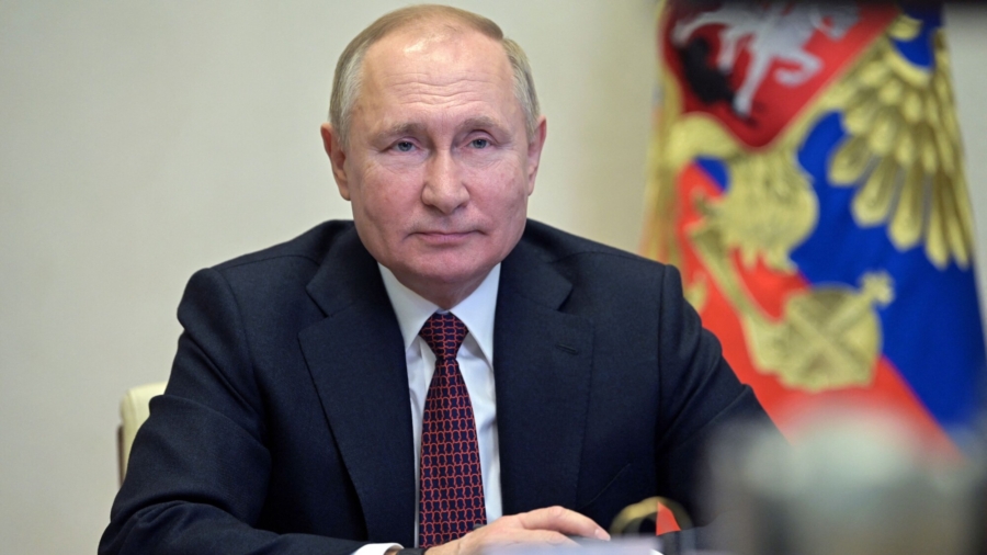 Putin Says US, NATO Ignored Its Security Demands as Kremlin Rules out War in Ukraine