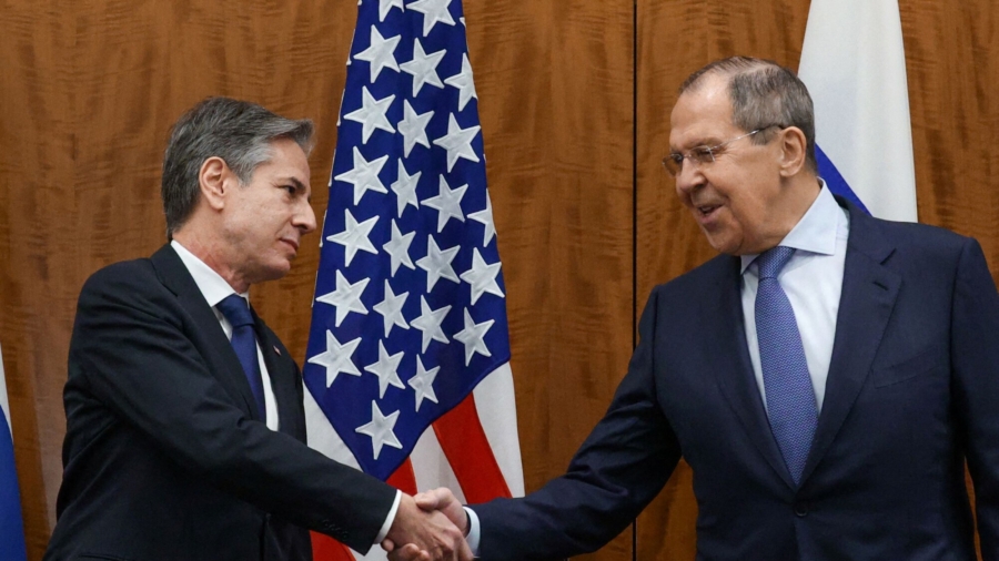 No Breakthrough in Talks as Blinken Meets With His Russian Counterpart Lavrov