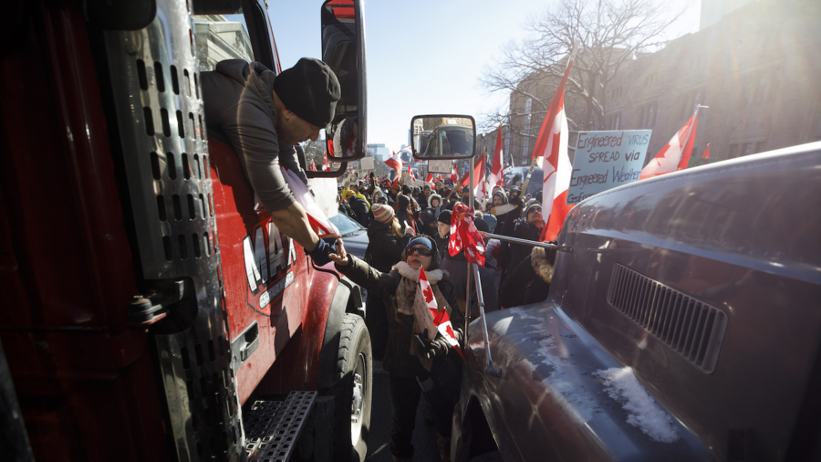 Automakers Pause Output Amid Trucker Protests