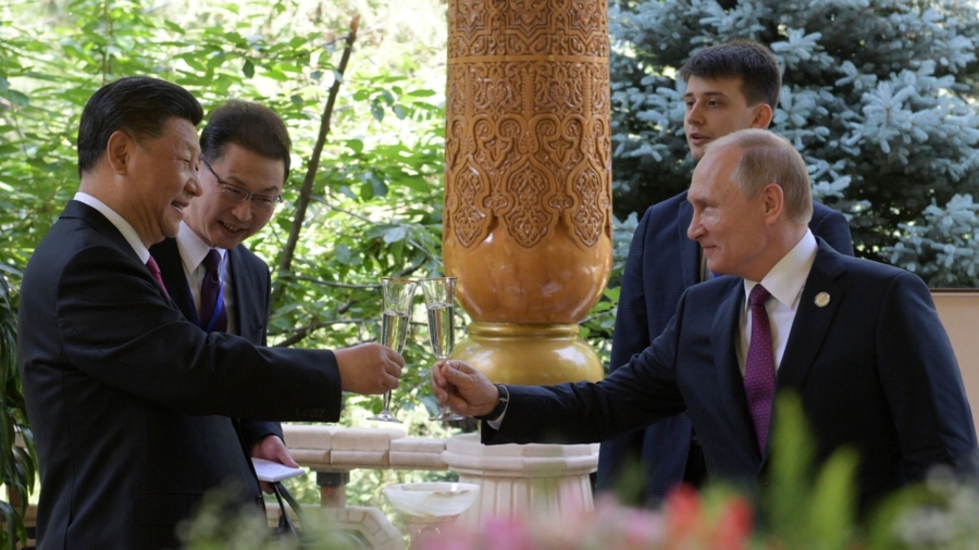 Russia, China ‘Plotting Behind the Scenes’ Ahead of Ukraine Invasion: Congressman
