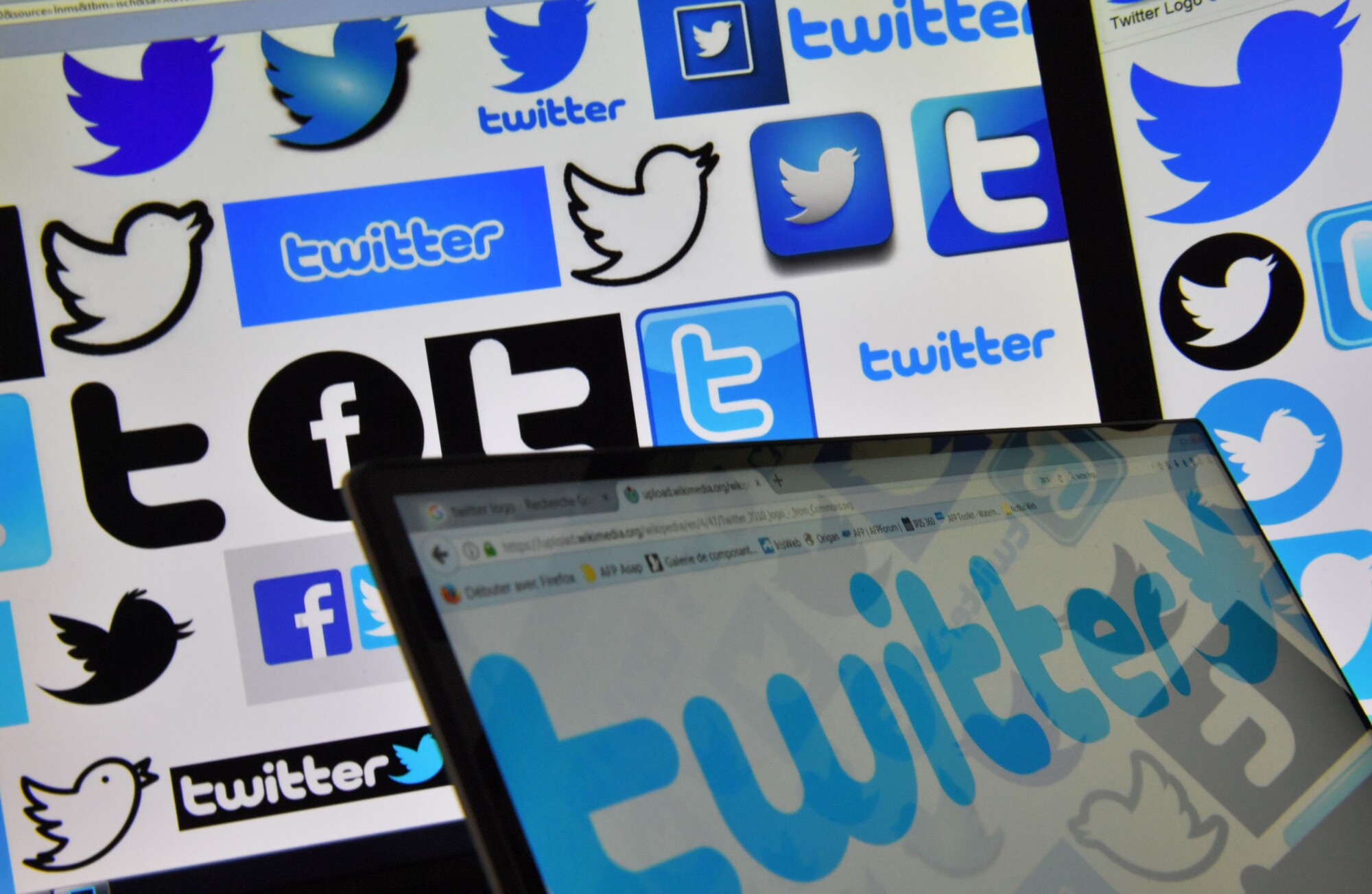Twitter Bans Ads That 'Contradict the Scientific Consensus on Climate Change' - Vimarsana News