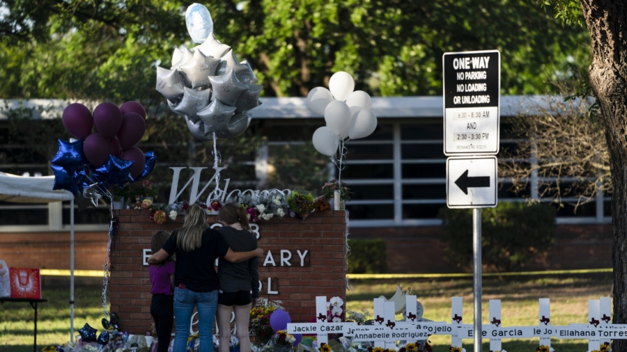 Police: Texas Gunman Was Inside the School for Over an Hour