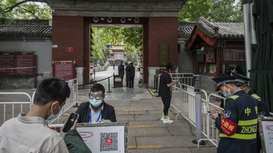 China’s Protracted Lockdowns Cause Critical Shortages in West