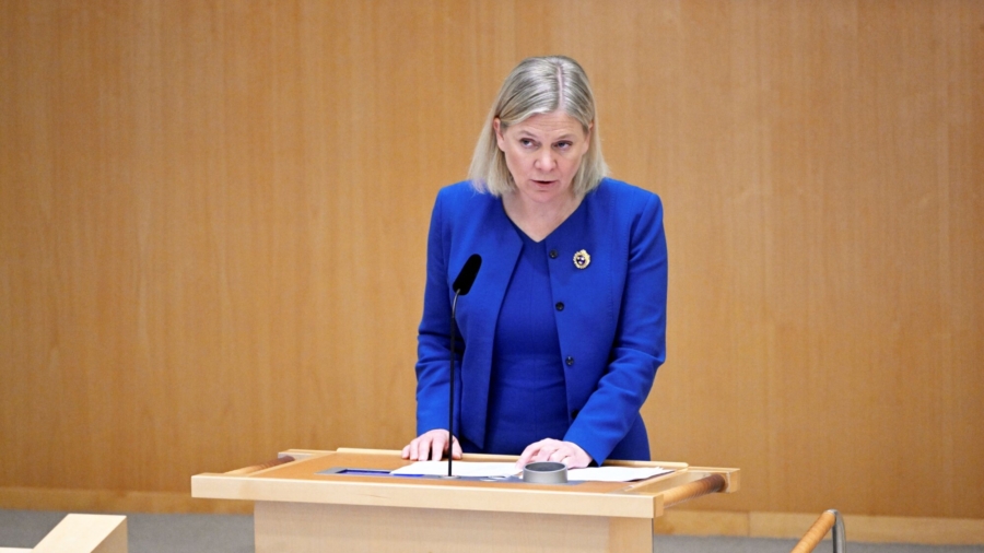 Sweden Ends Neutrality, Joins Finland in Seeking NATO Berth
