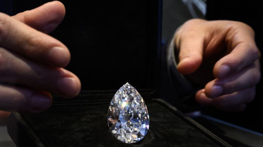 ‘The Rock’, a Record-Setting White Diamond, Goes up for Auction