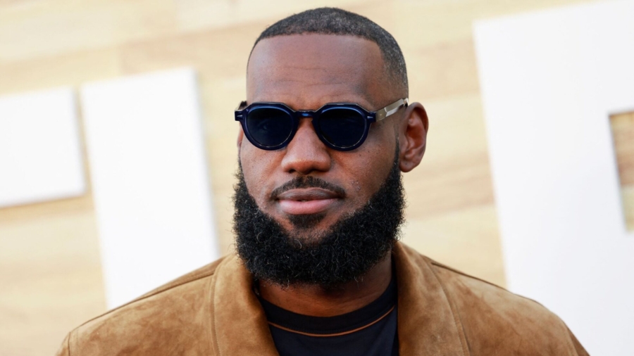 LeBron James Becomes First Active NBA Player to Score Billionaire Status: Report