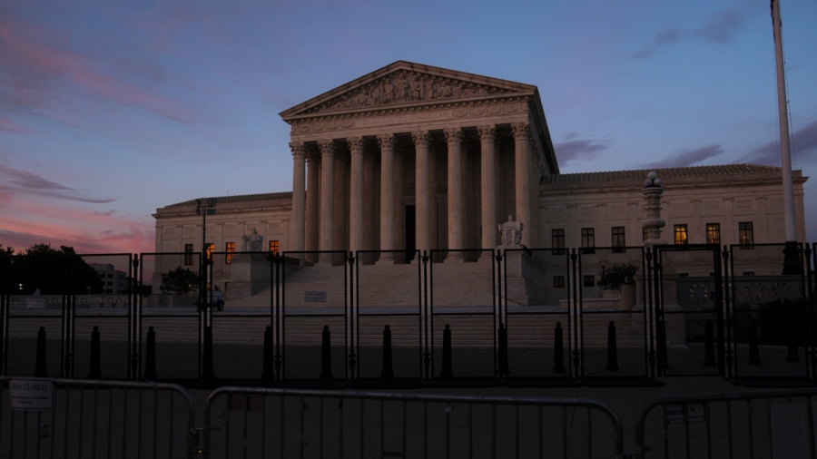 SCOTUS to Hear Case That Could Give State Legislatures, Not Judges, Power to Regulate Elections