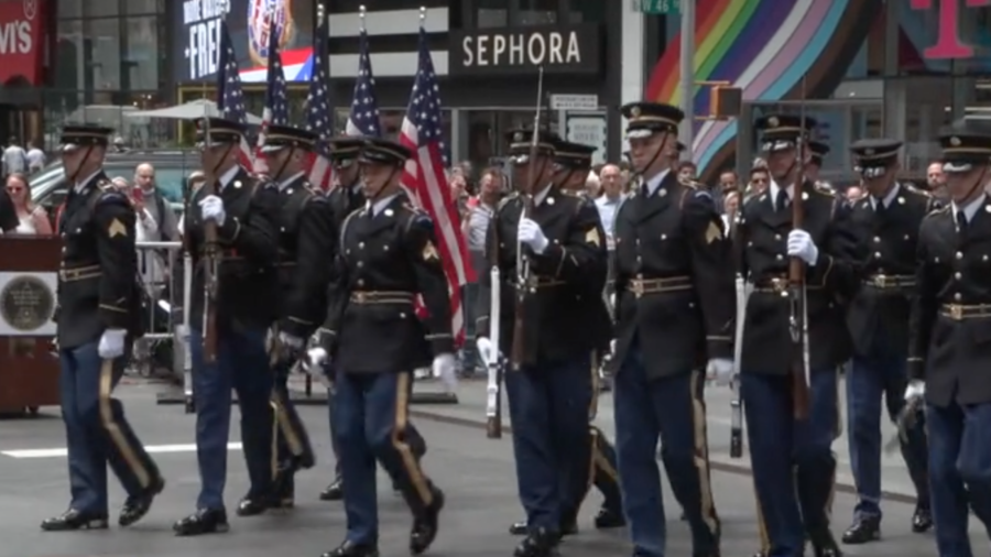 Army Celebrates 247th Birthday at Times Square