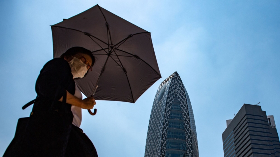 Japan Warns of Tight Power Supply Amid ‘Extreme’ Heatwave